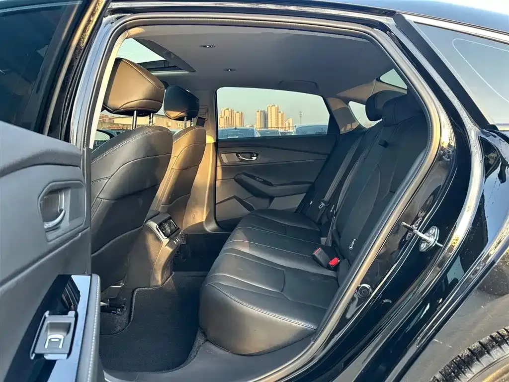 Honda Inspire — фото 4