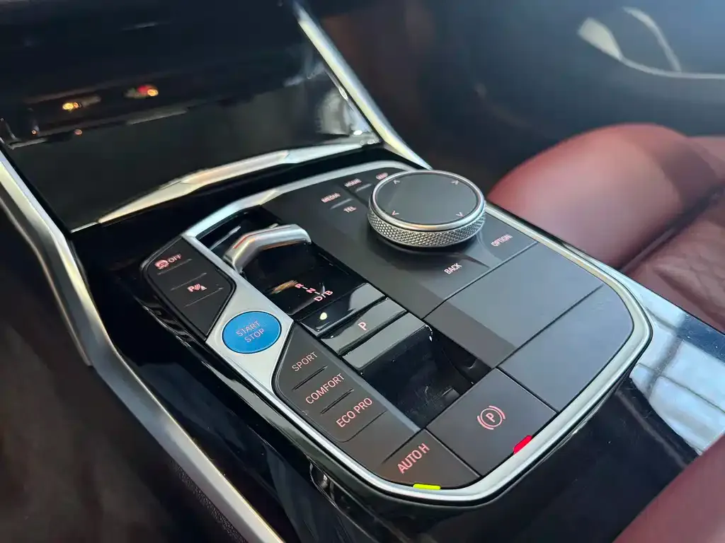 BMW i3 — фото 5