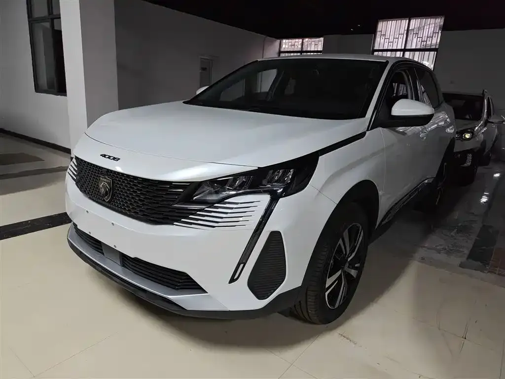 Peugeot 4008 — фото 1