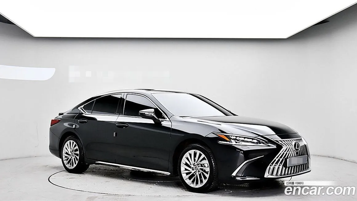 Lexus ES — фото 3