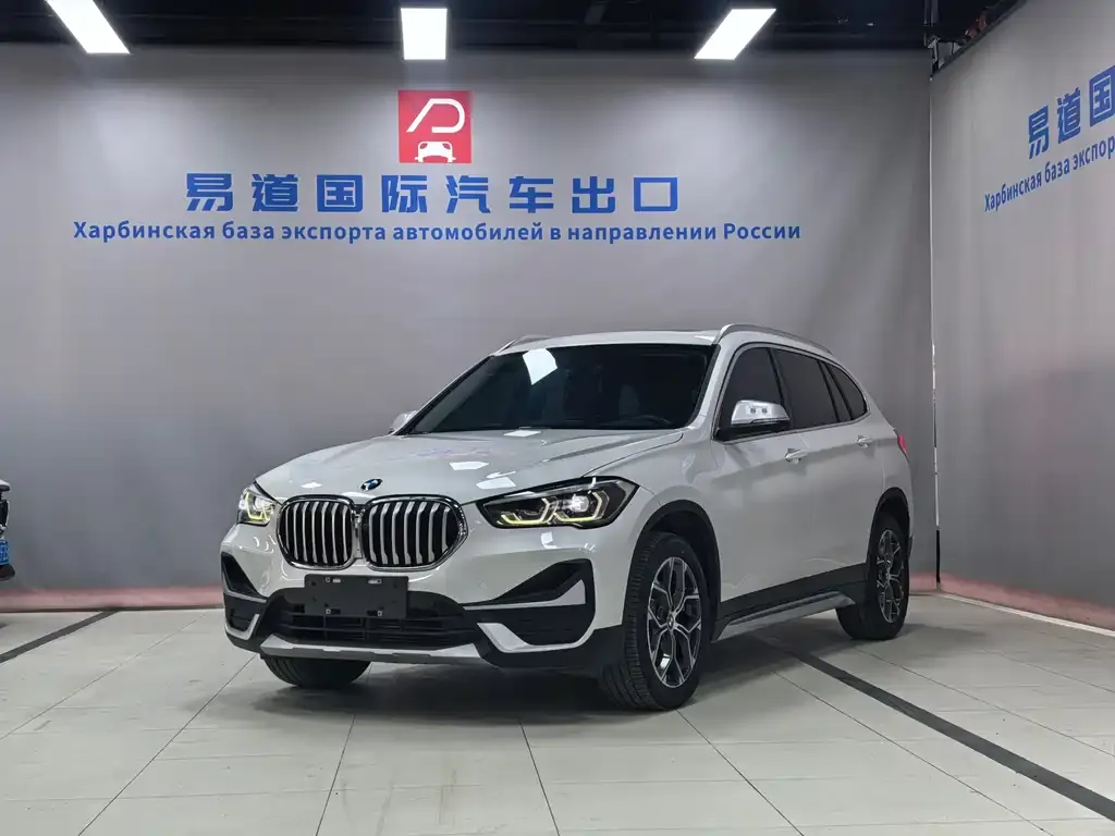 BMW X1 — фото 1