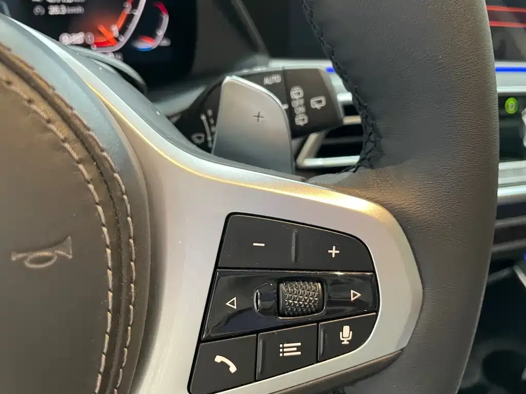 BMW X5 (Import) — фото 2