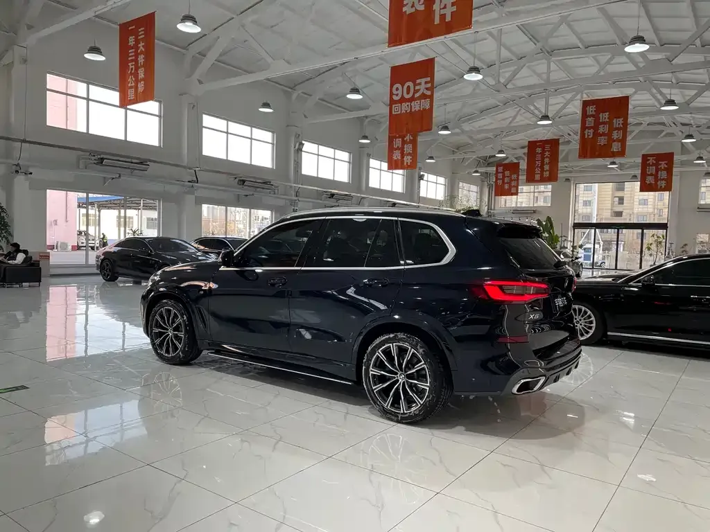 BMW X5 (Import) — фото 5