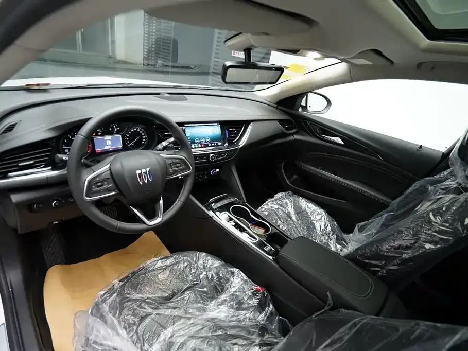 Buick Regal — фото 10