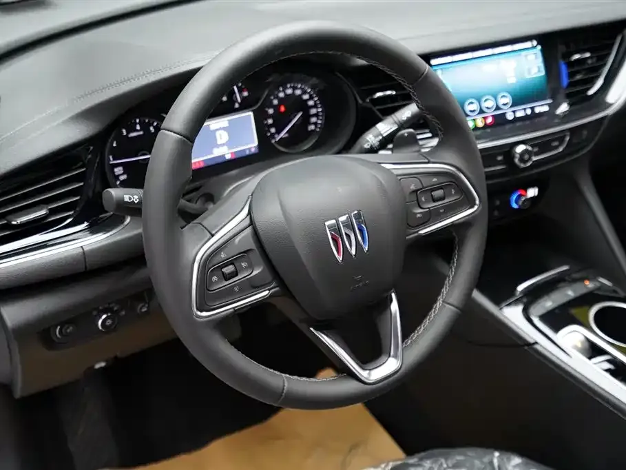Buick Regal — фото 7