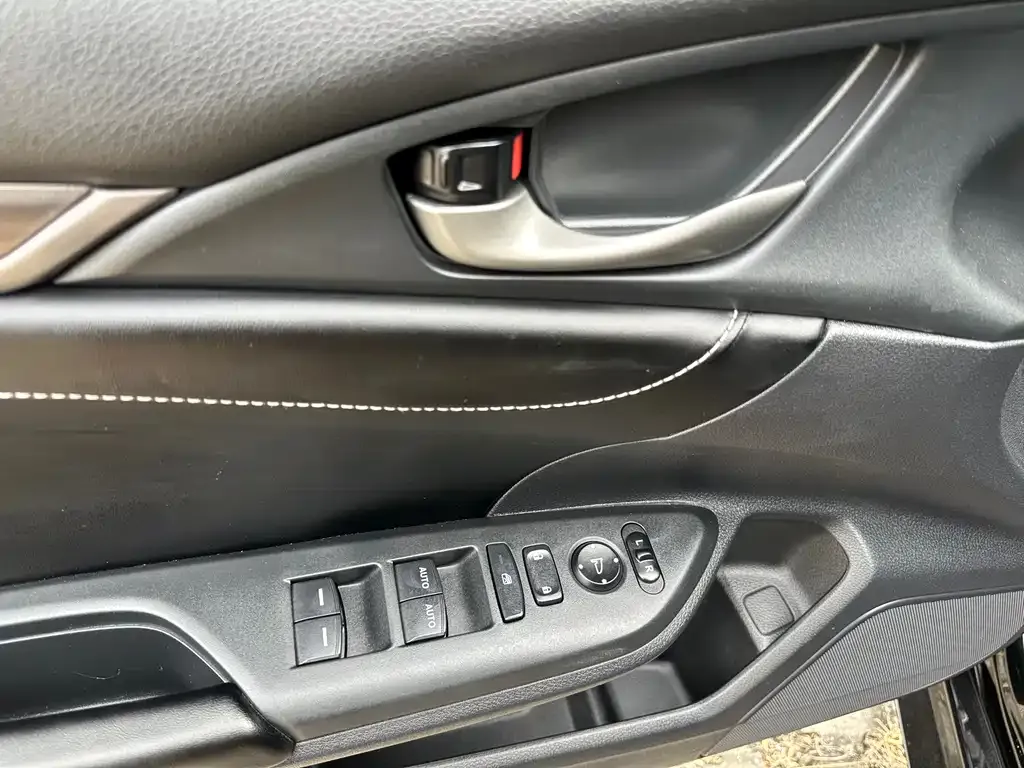 Honda Civic — фото 2