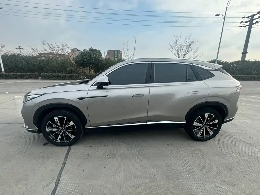 Roewe RX5 — фото 5
