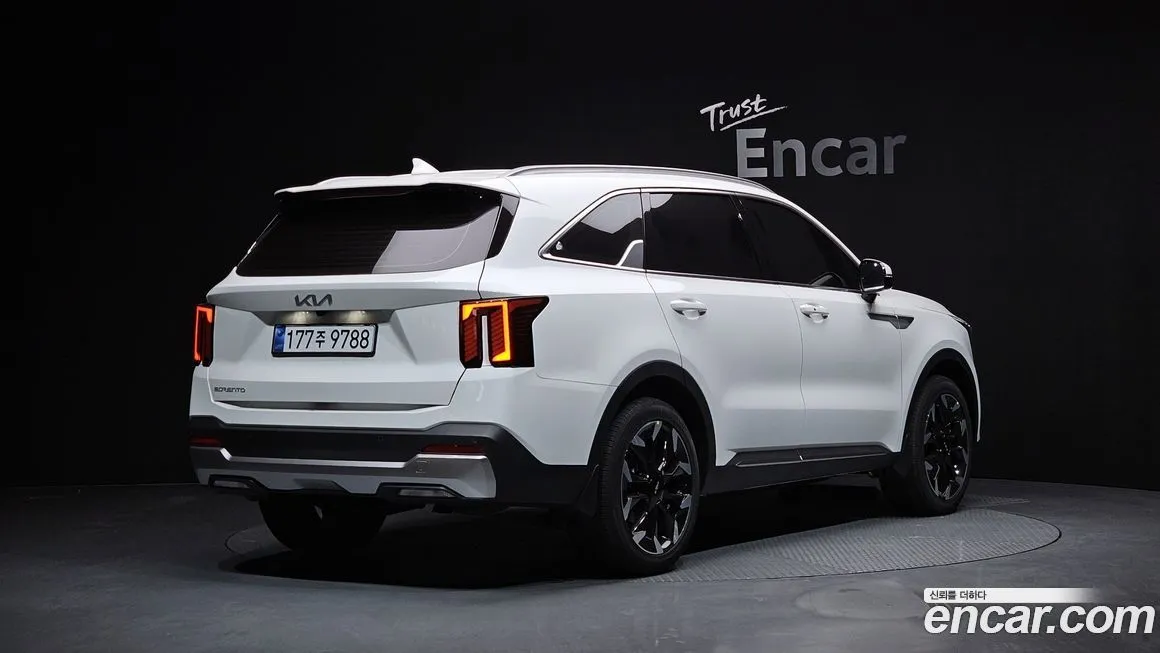 Kia Sorento — фото 3