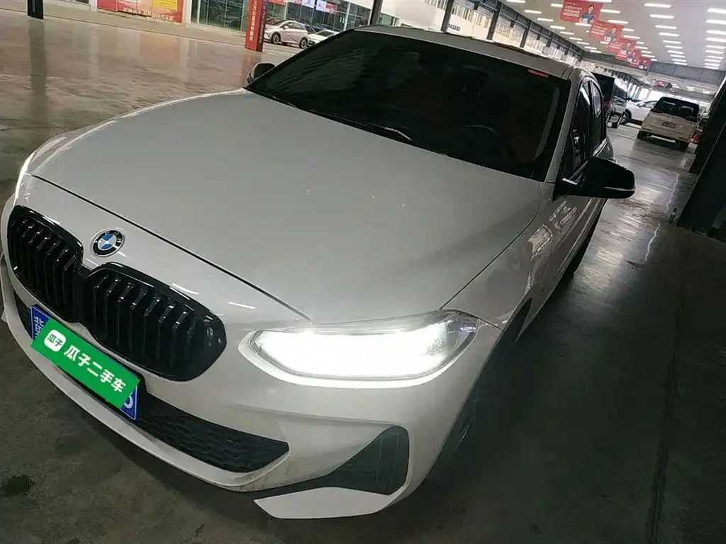 BMW 1 Series — фото 1