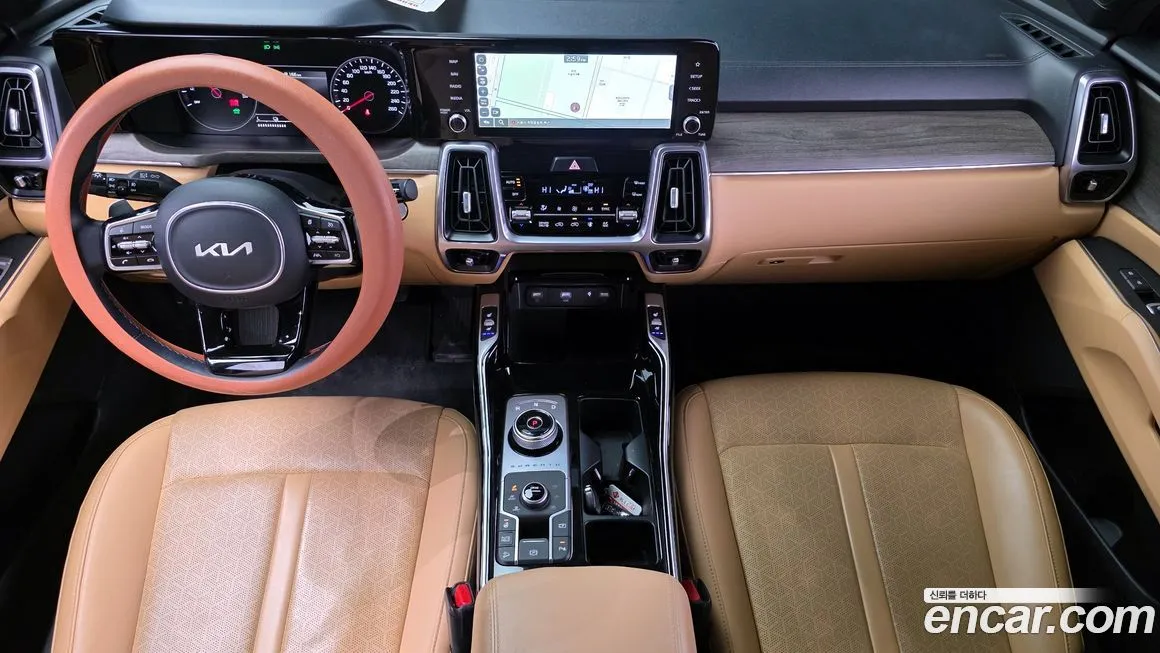 Kia Sorento — фото 7