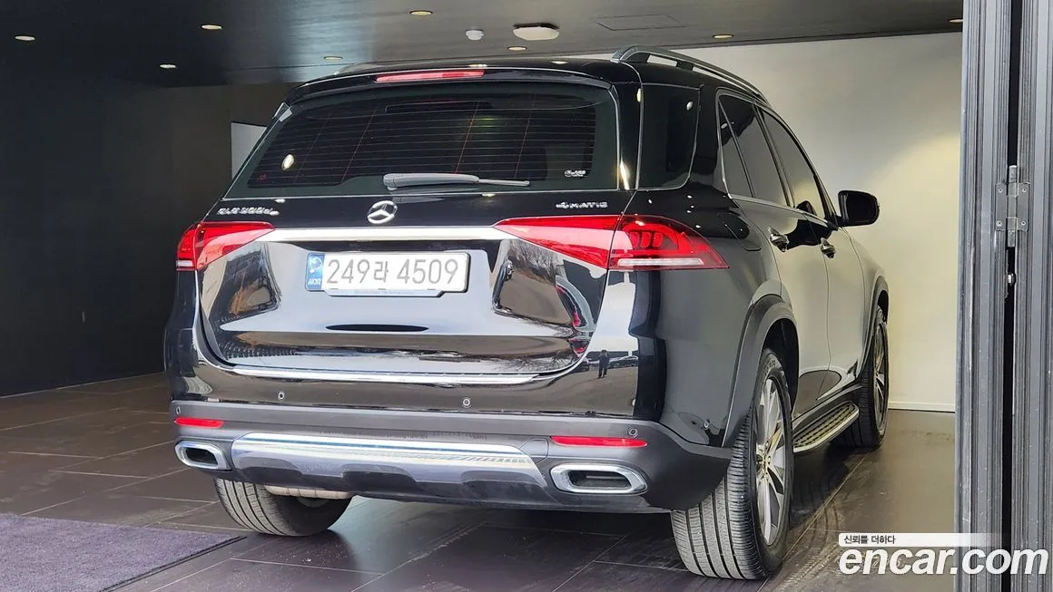Mercedes-Benz GLE-Class — фото 3