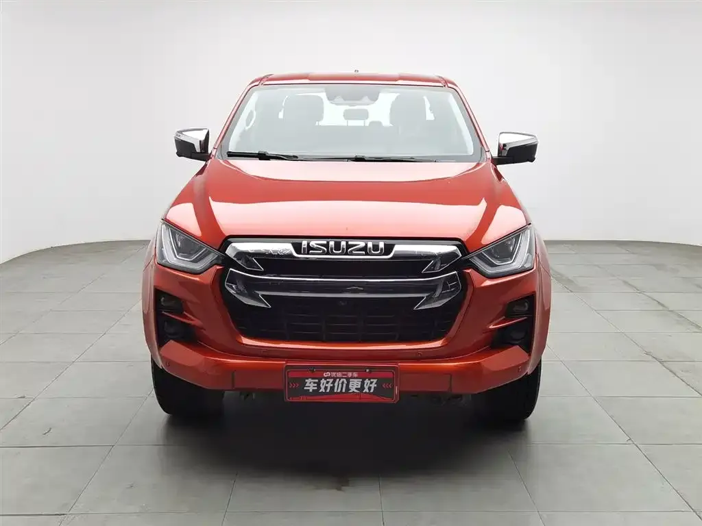 Isuzu D-MAX — фото 10