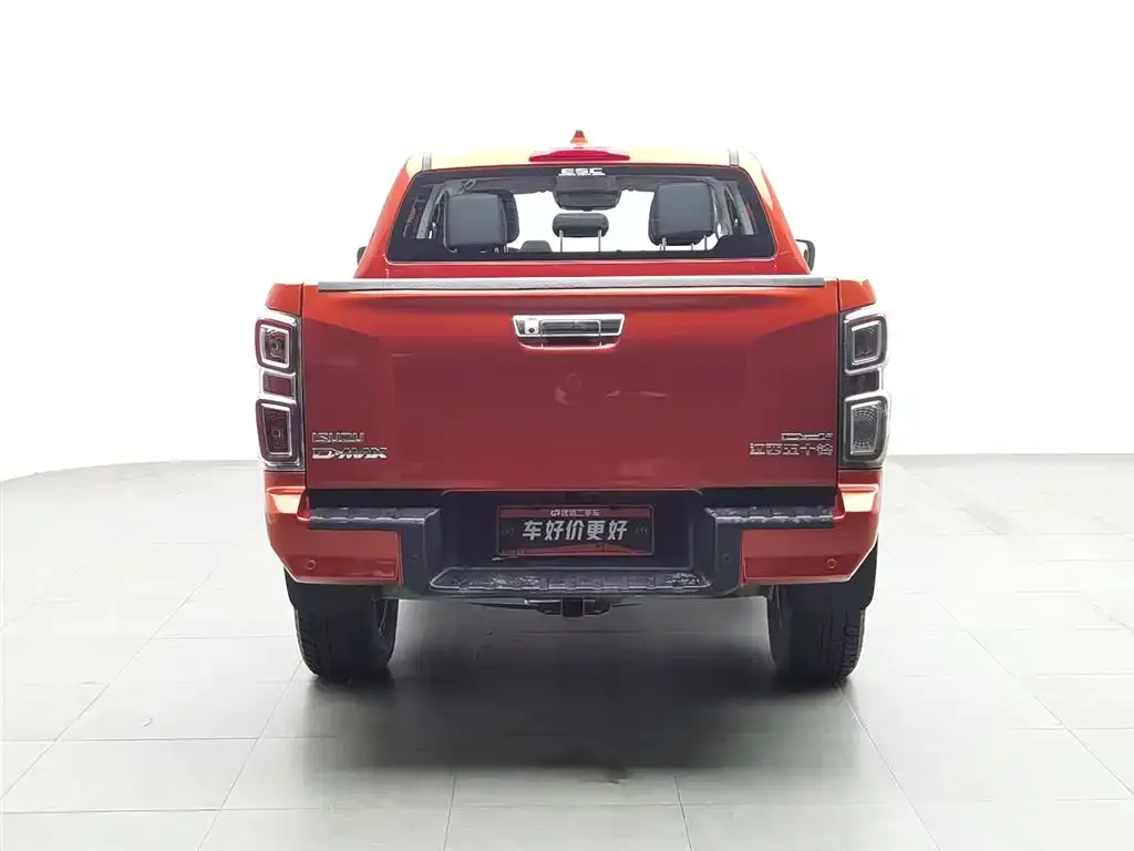 Isuzu D-MAX — фото 8