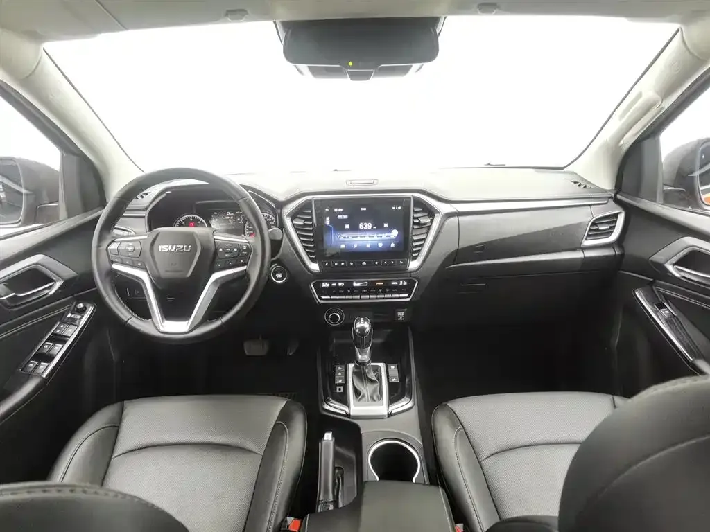 Isuzu D-MAX — фото 3
