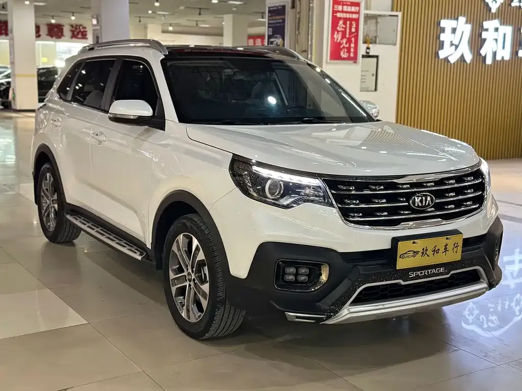Kia Sportage — фото 4