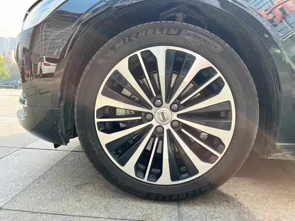 Volvo S90 — фото 6