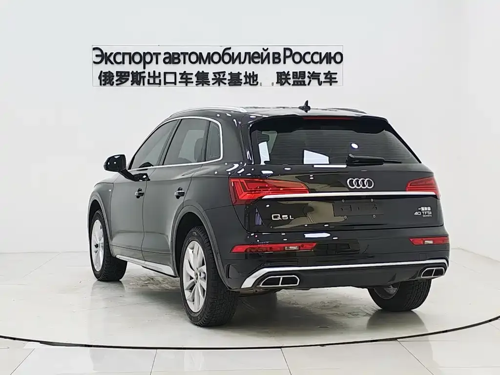 Audi Q5L — фото 4