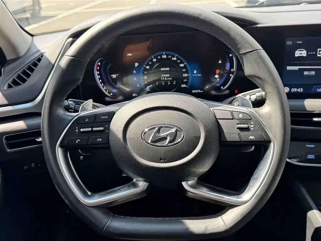Hyundai Sonata — фото 3
