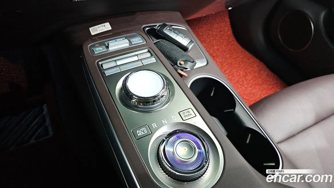 Genesis GV70 — фото 10