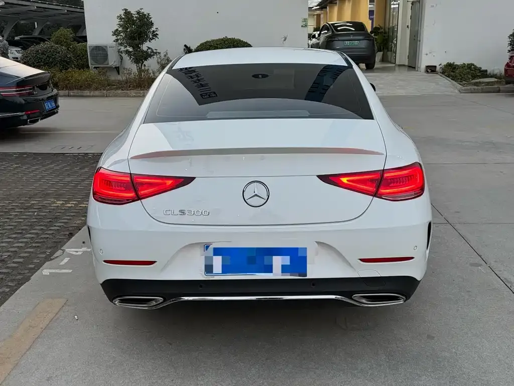 Mercedes-Benz CLS — фото 9