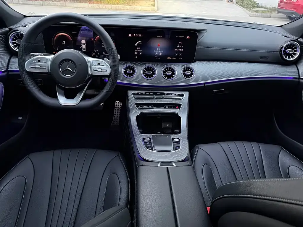 Mercedes-Benz CLS — фото 6
