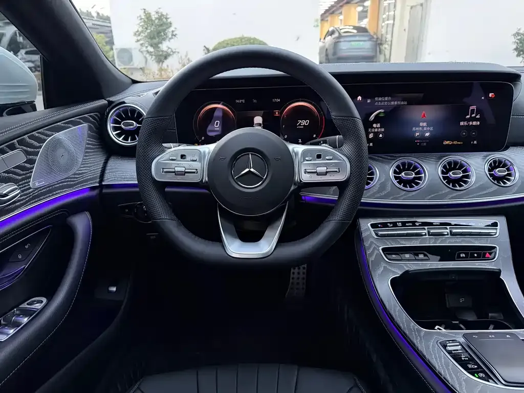 Mercedes-Benz CLS — фото 2