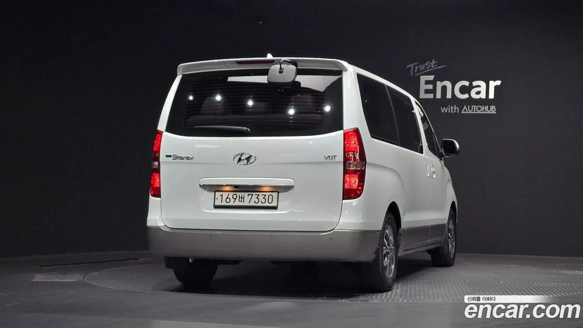 Hyundai Starex — фото 4