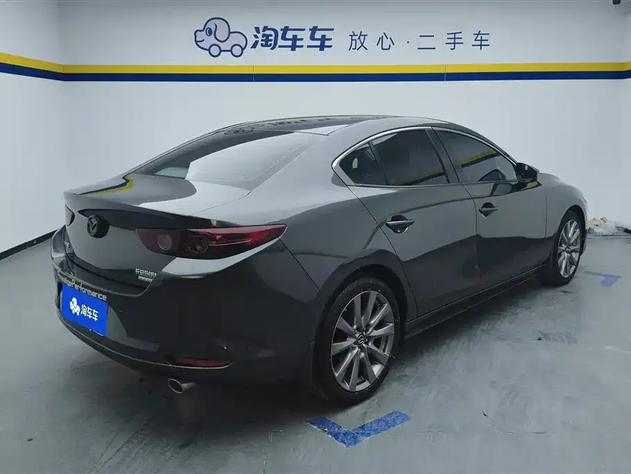 Mazda 3 Axela — фото 7