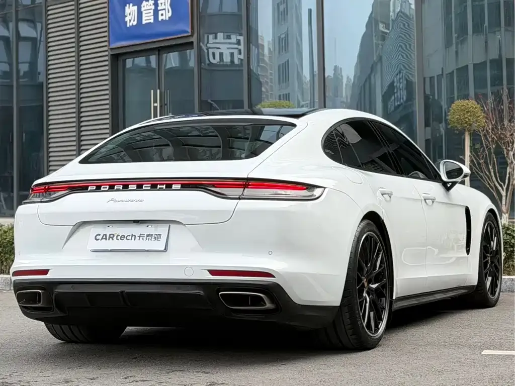 Porsche Panamera — фото 2