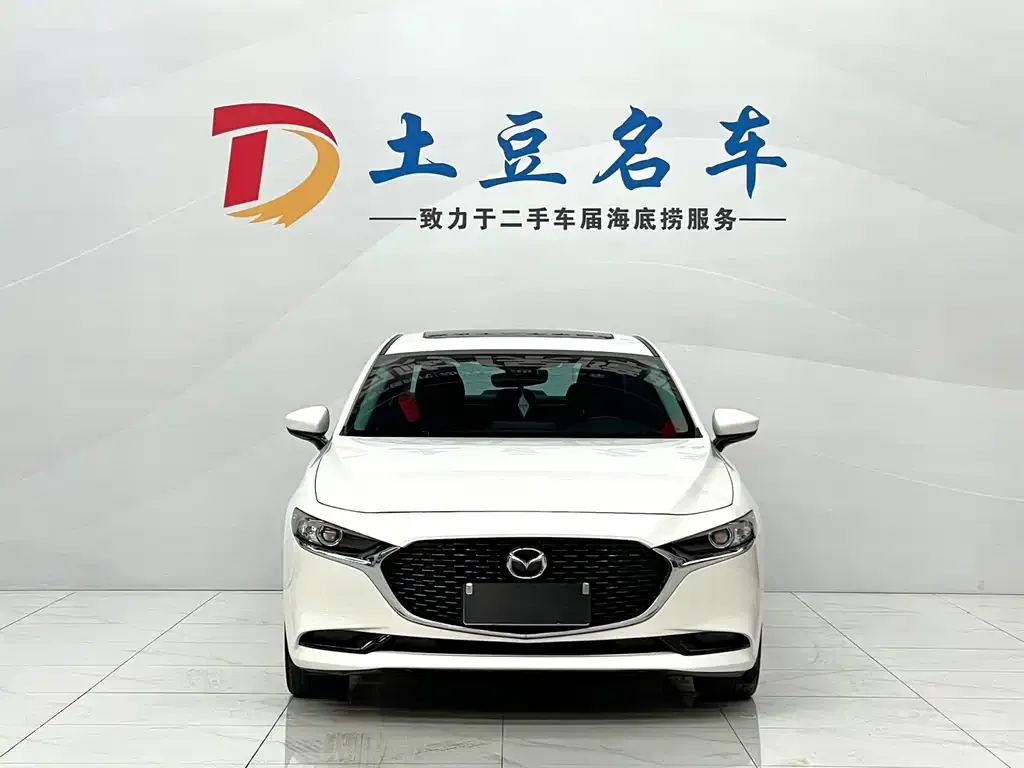 Mazda 3 Axela — фото 4