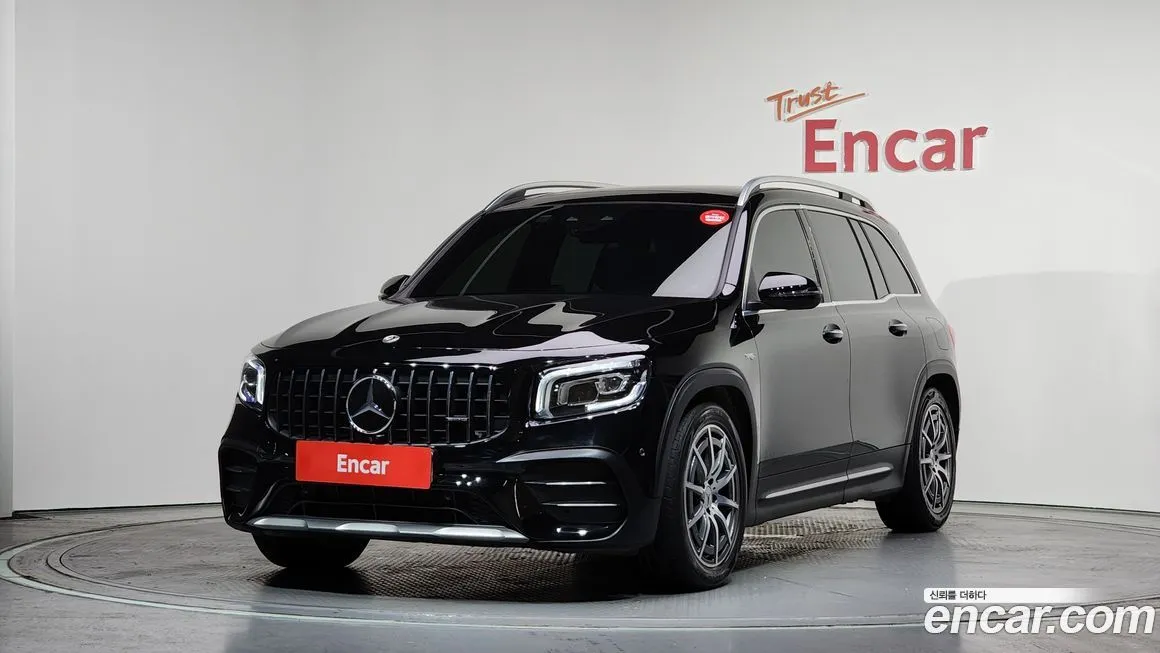 Mercedes-Benz GLB-Class — фото 1
