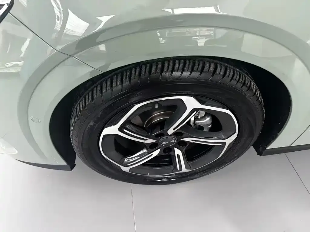 BYD Seal 06GT — фото 9