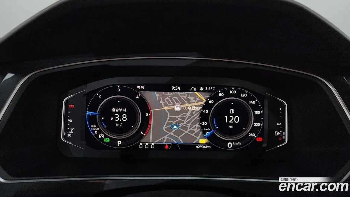 Volkswagen Tiguan — фото 4