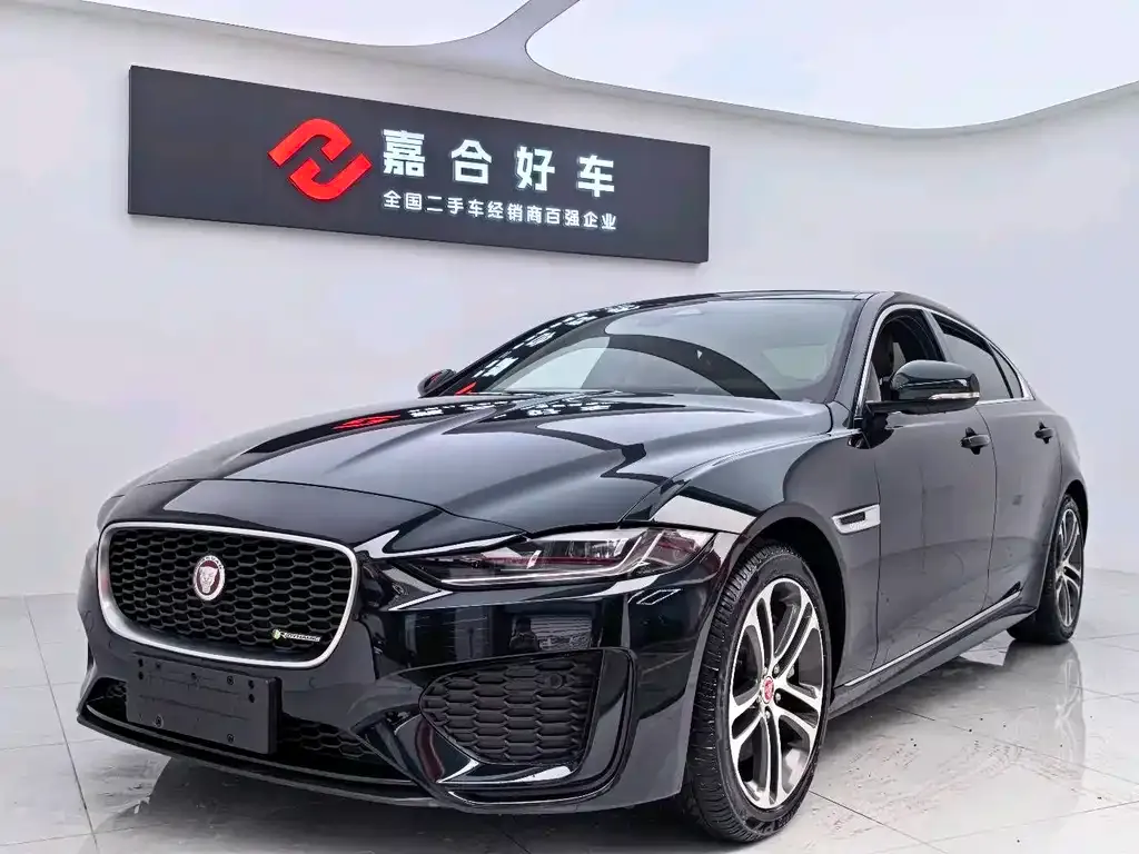 Jaguar XEL — фото 1