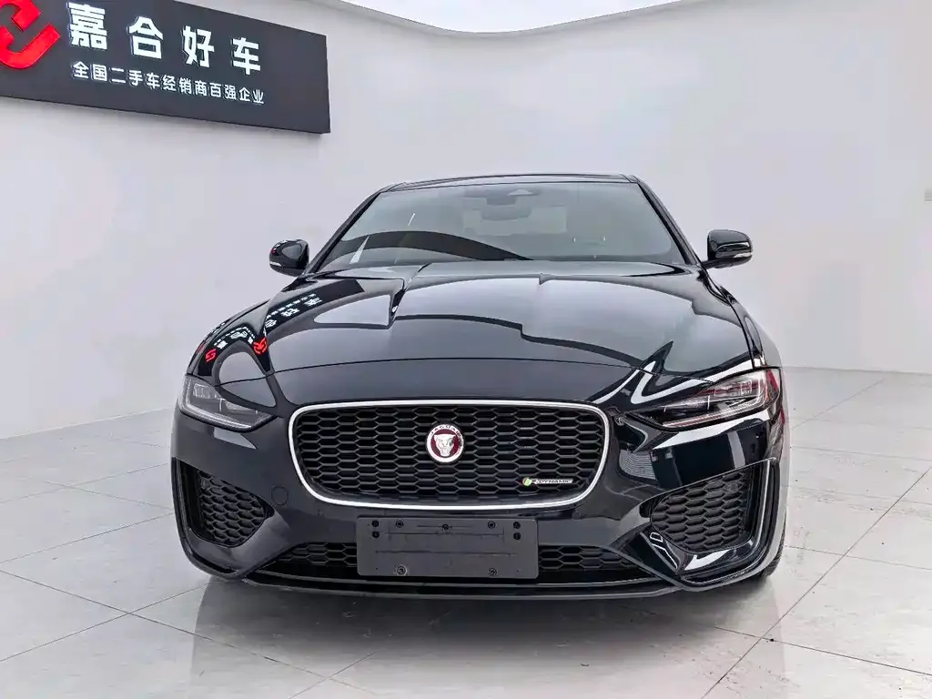Jaguar XEL — фото 7