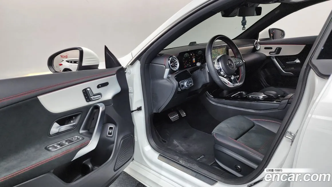 Mercedes-Benz CLA-Class — фото 7