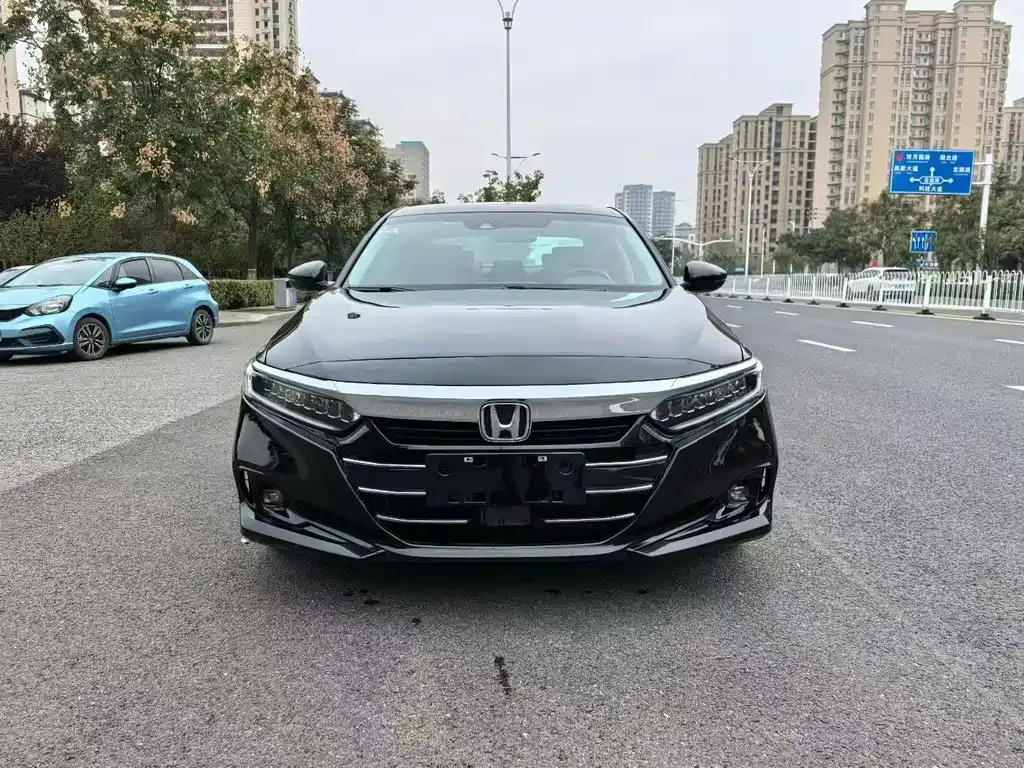 Honda Accord — фото 5