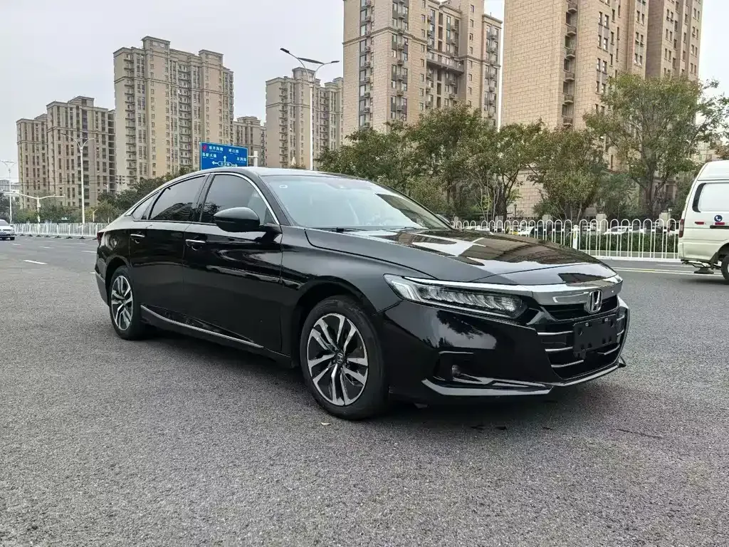 Honda Accord — фото 6