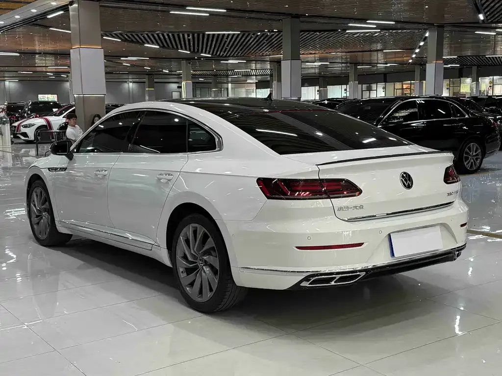 Volkswagen CC — фото 9