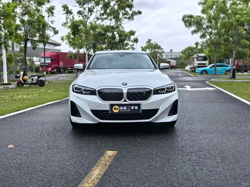 BMW i3 — фото 8