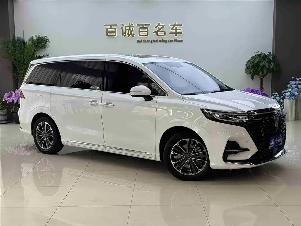 Roewe iMAX8 — фото 2