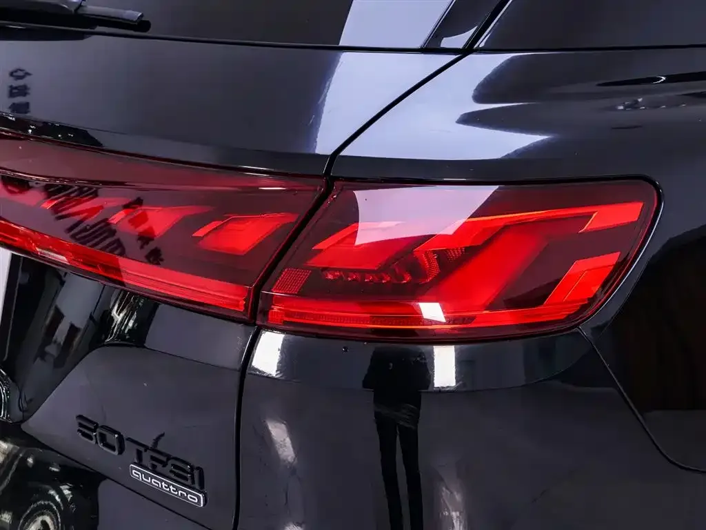 Audi Q6 — фото 9
