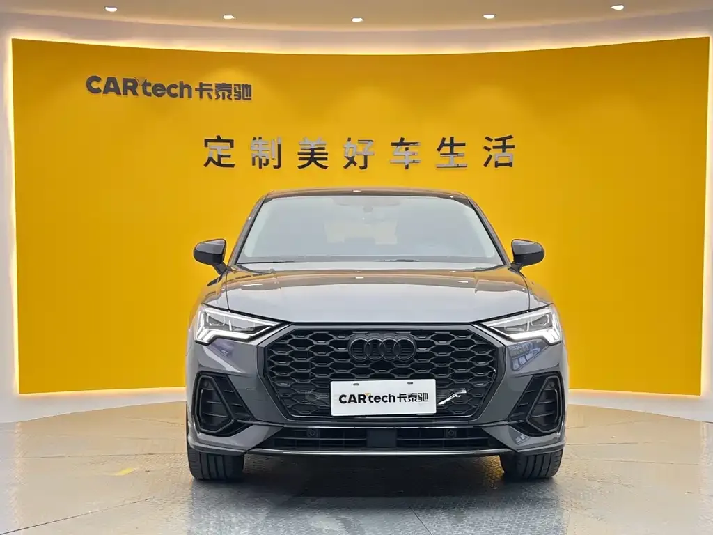 Audi Q3 Sportback — фото 3
