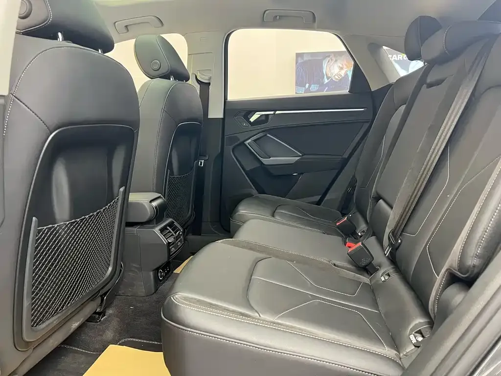 Audi Q3 Sportback — фото 8