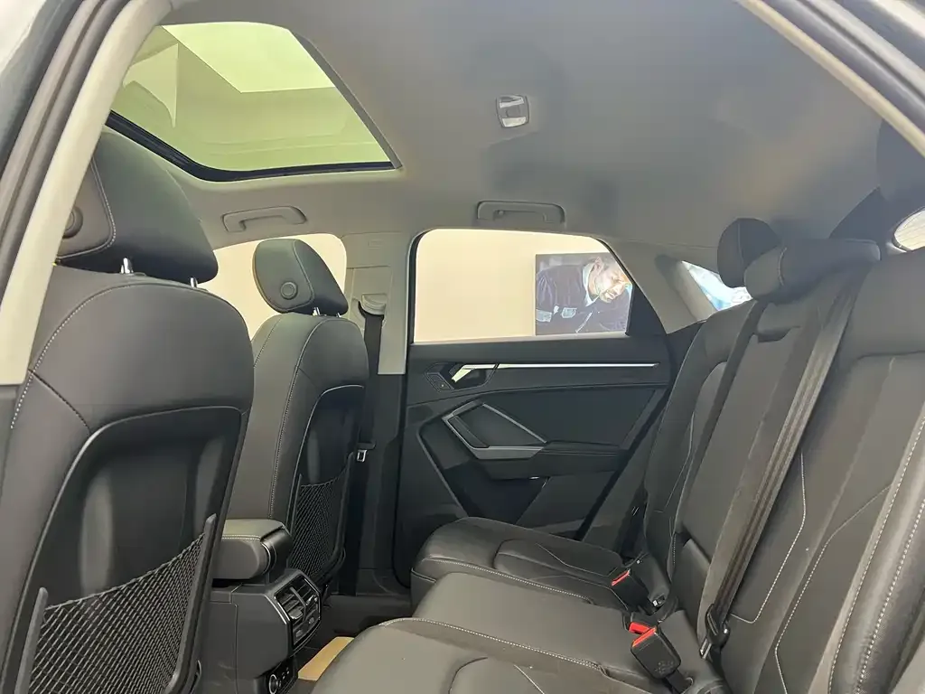Audi Q3 Sportback — фото 5