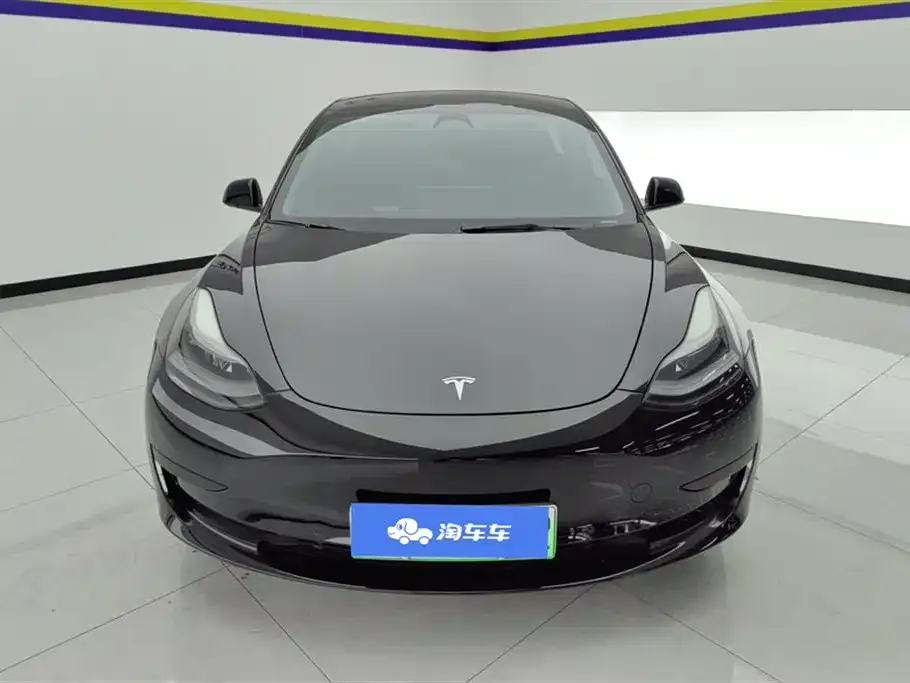 Tesla Model 3 — фото 2