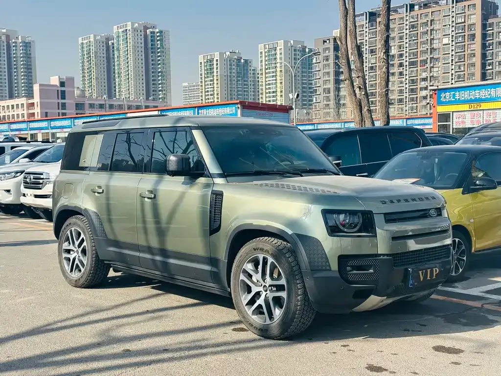 Land Rover Defender — фото 10