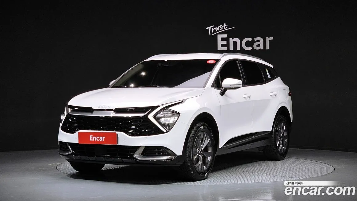 Kia Sportage — фото 1