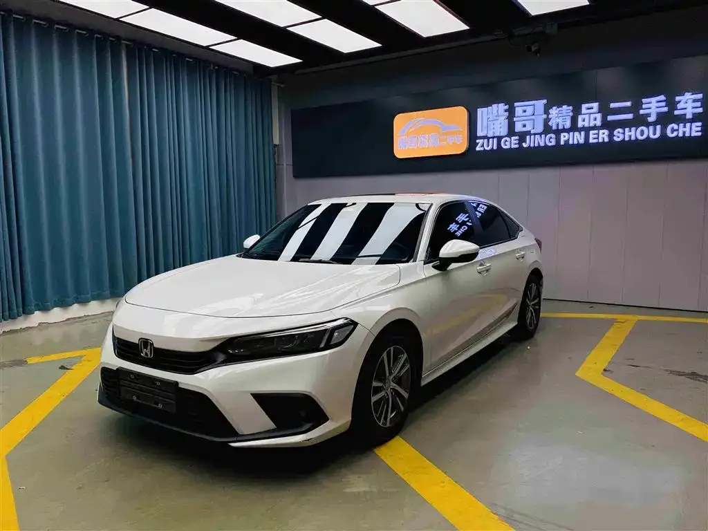 Honda Civic — фото 1