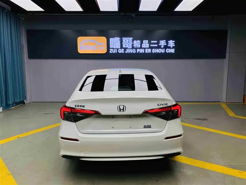 Honda Civic — фото 4